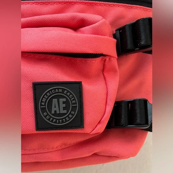 Sling bag American Eagle Outfitters Fanny Pack Crossbody salmon pink Waist - Picture 4 of 4